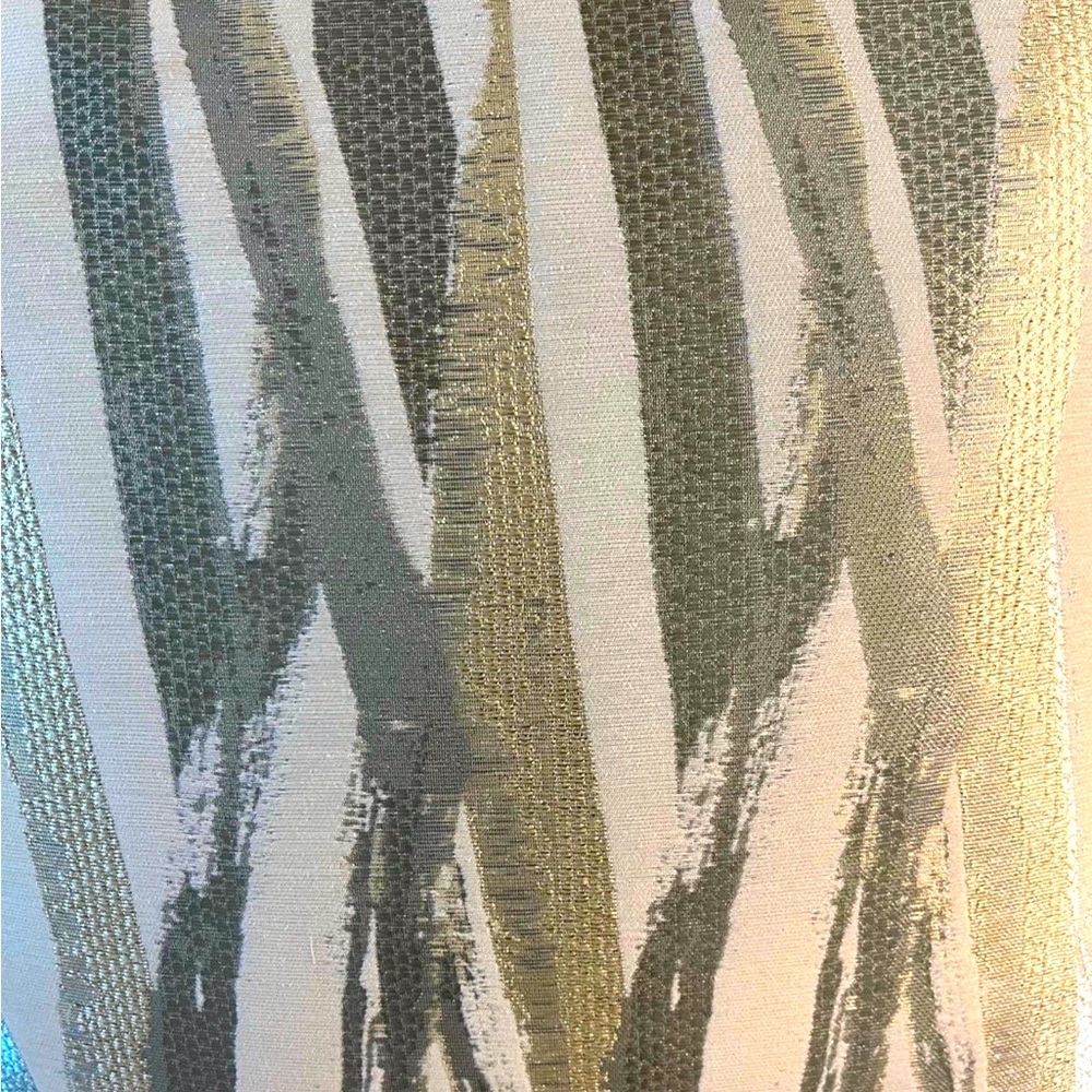 1-NWT CALLISTO HOME DECORATIVE PILLOWS (Read description for additional details) - Picture 4 of 13
